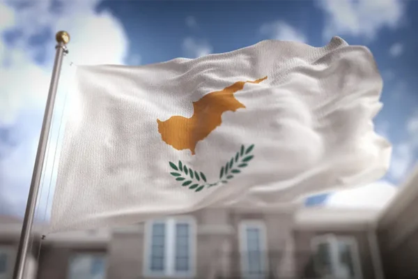 permanent-residency-by-investment-in-cyprus